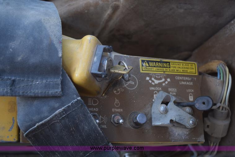 image for item H5196 1991 Caterpillar 140G motor grader