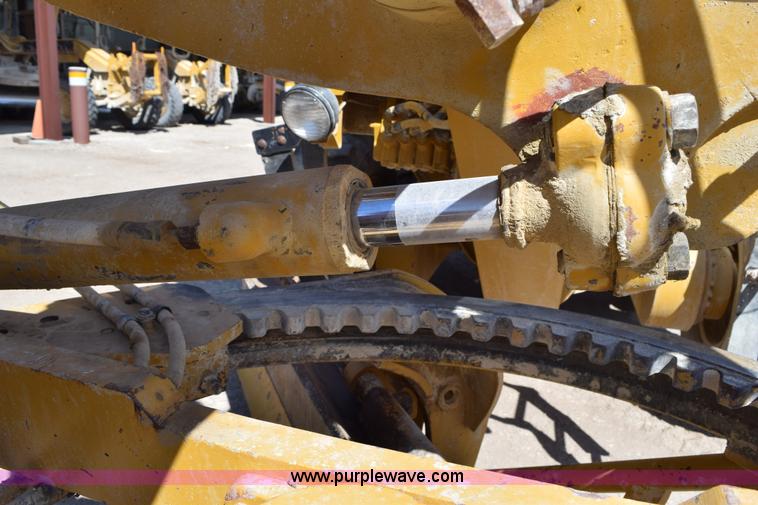 image for item H5196 1991 Caterpillar 140G motor grader