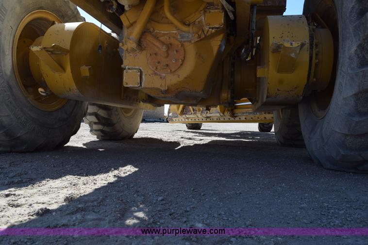 image for item H5196 1991 Caterpillar 140G motor grader