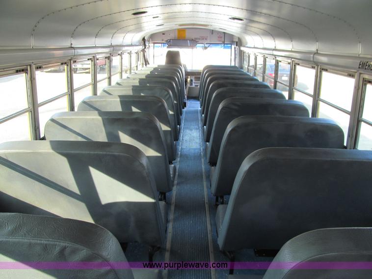 image for item J3331 2004 Freightliner FS65 school bus