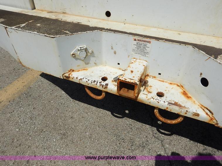 image for item J3962 2003 Ford F250 Super Duty XL utility truck