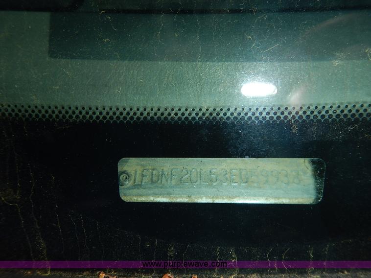 image for item J3962 2003 Ford F250 Super Duty XL utility truck