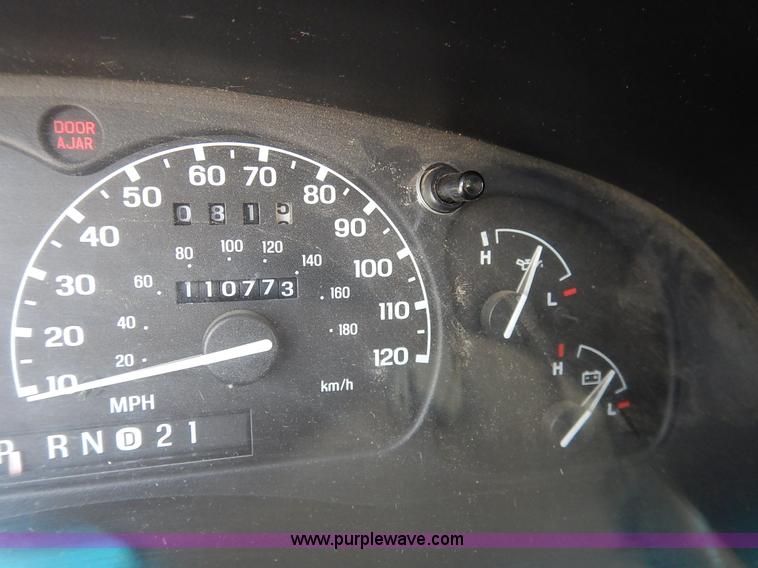 image for item J3965 1999 Ford Explorer SUV