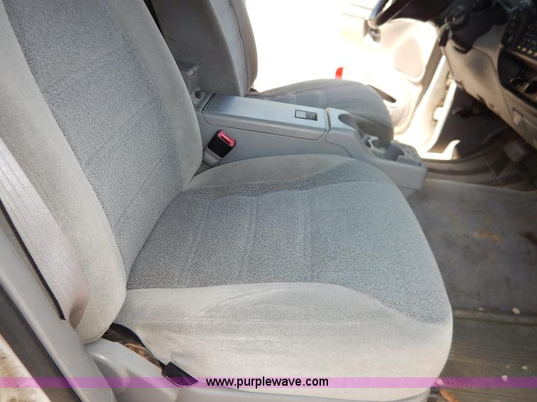 image for item J3965 1999 Ford Explorer SUV