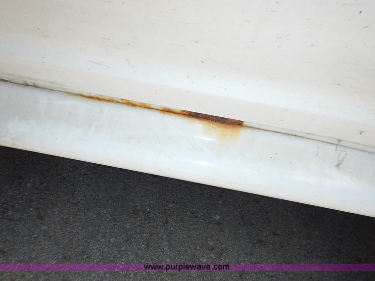 image for item J3965 1999 Ford Explorer SUV