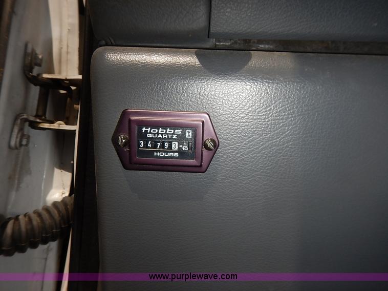 image for item J3966 2003 Ford E250 van