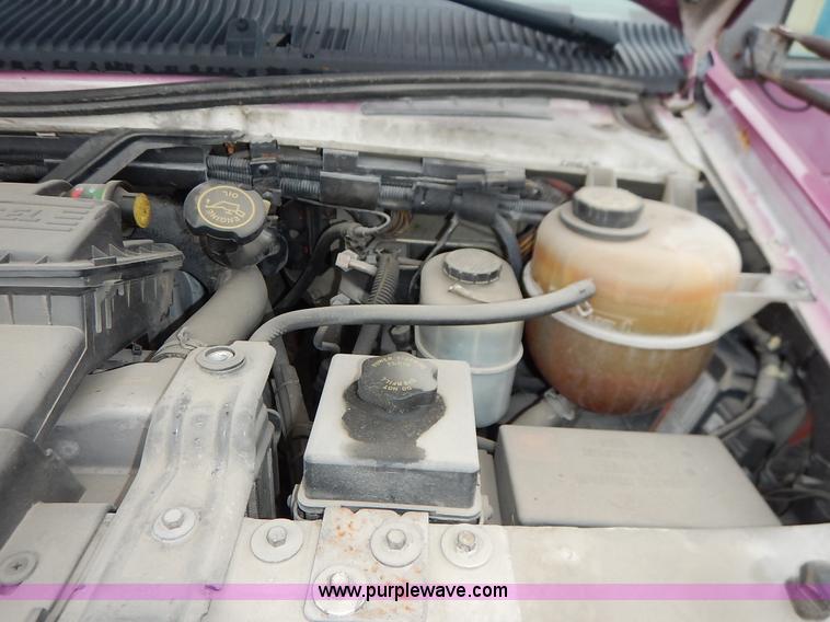 image for item J3985 2003 Ford 801 transit bus