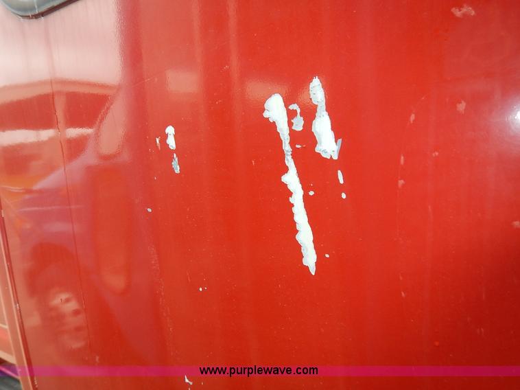 image for item J3990 2000 Ford 801 transit bus