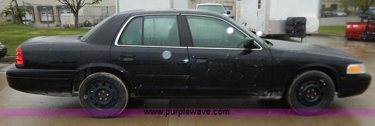 image for item J3993 2006 Ford Crown Victoria Police Interceptor