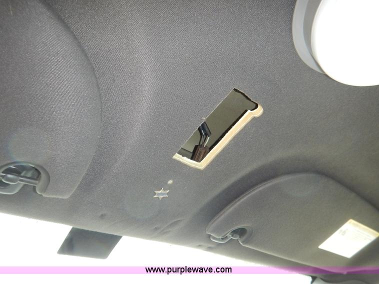 image for item J3993 2006 Ford Crown Victoria Police Interceptor