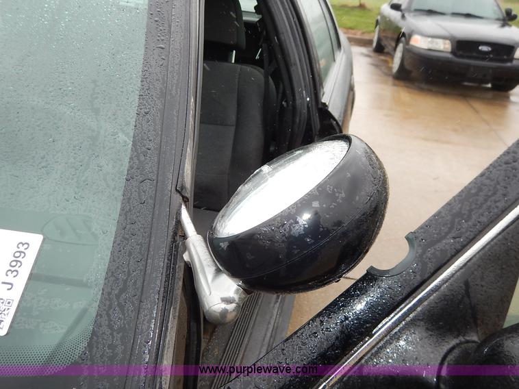 image for item J3993 2006 Ford Crown Victoria Police Interceptor