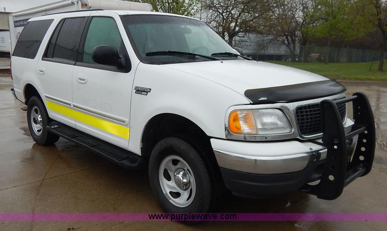 image for item J3994 2000 Ford Expedition XLT SUV
