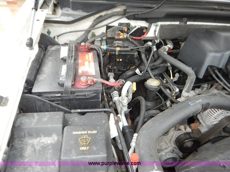 image for item J3994 2000 Ford Expedition XLT SUV