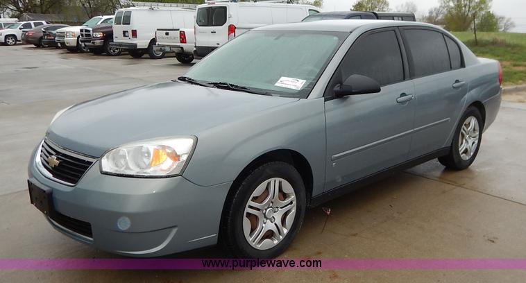image for item J3996 2007 Chevrolet Malibu LS