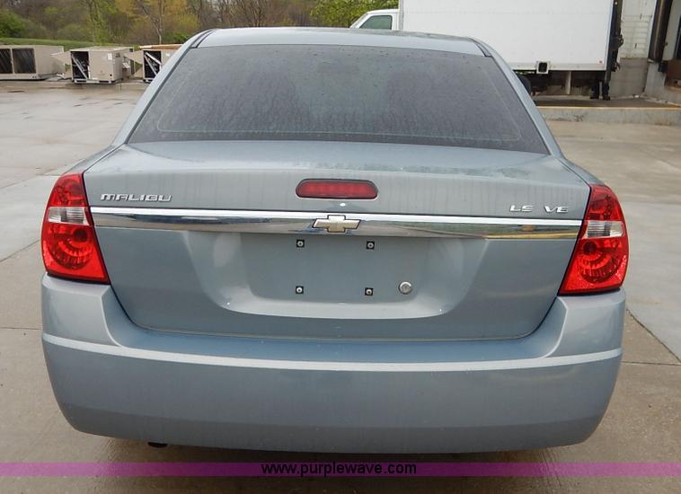 image for item J3996 2007 Chevrolet Malibu LS