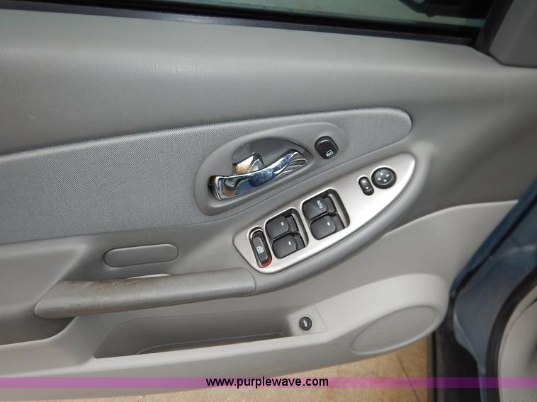 image for item J3996 2007 Chevrolet Malibu LS