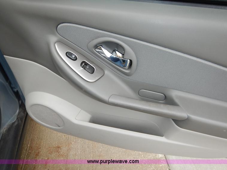 image for item J3996 2007 Chevrolet Malibu LS