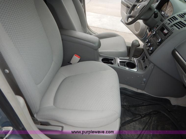 image for item J3996 2007 Chevrolet Malibu LS