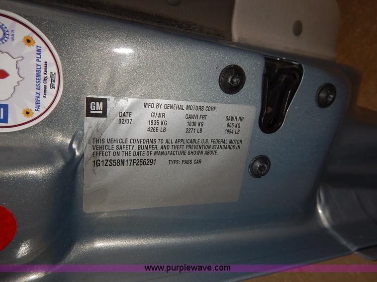 image for item J3996 2007 Chevrolet Malibu LS