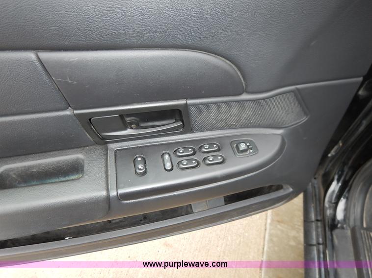 image for item J3997 2006 Ford Crown Victoria Police Interceptor