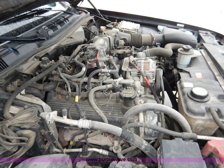 image for item J3997 2006 Ford Crown Victoria Police Interceptor