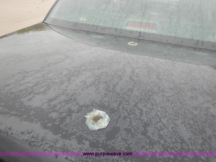 image for item J3997 2006 Ford Crown Victoria Police Interceptor