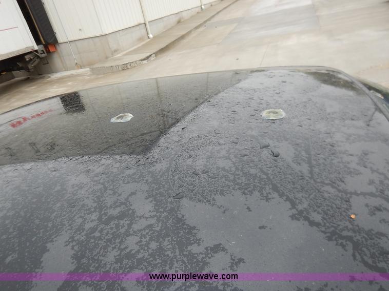 image for item J3997 2006 Ford Crown Victoria Police Interceptor