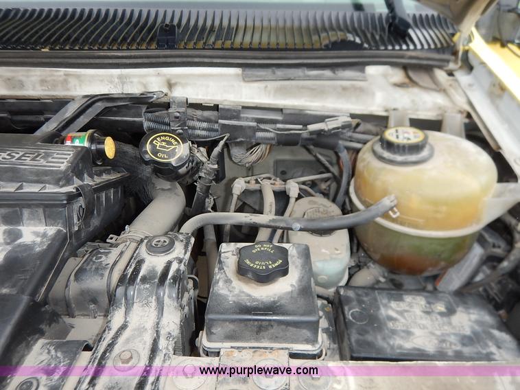 image for item J3998 2002 Ford 801 Diamond Coach transit bus