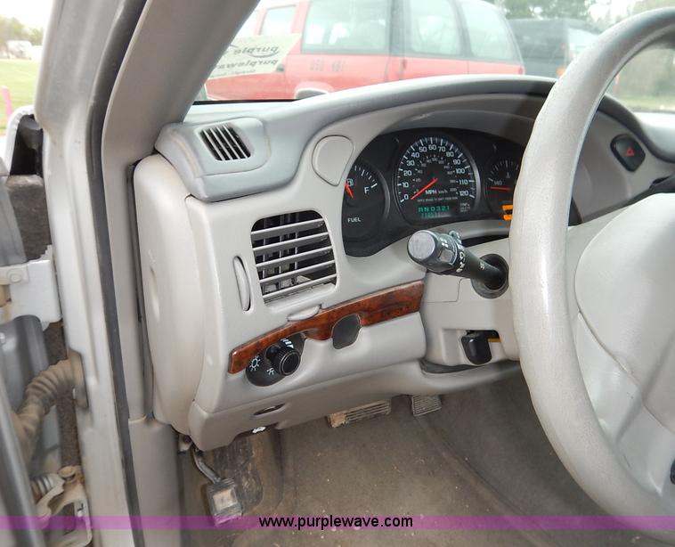 image for item J4000 2002 Chevrolet Impala