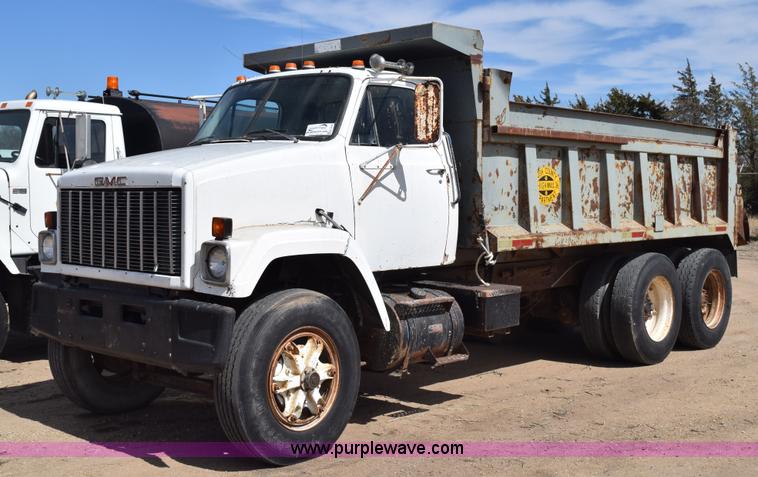 image for item K2428 1985 GMC Brigadier dump truck