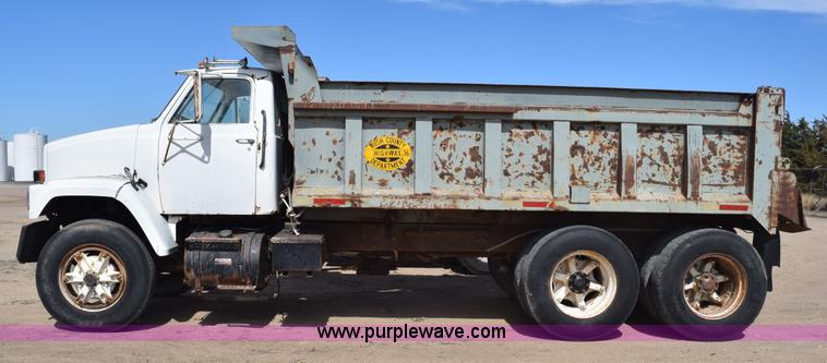 image for item K2428 1985 GMC Brigadier dump truck