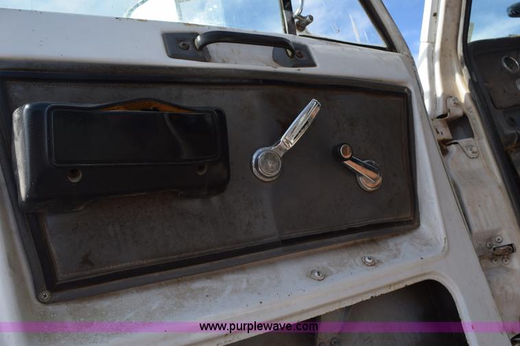 image for item K2428 1985 GMC Brigadier dump truck