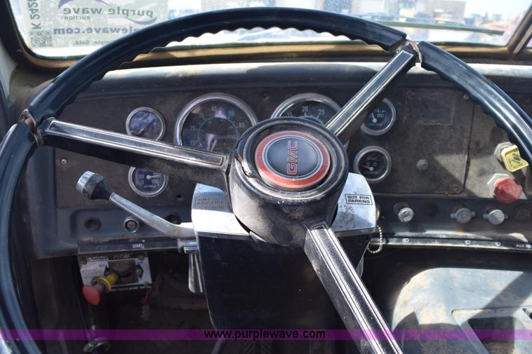 image for item K2428 1985 GMC Brigadier dump truck