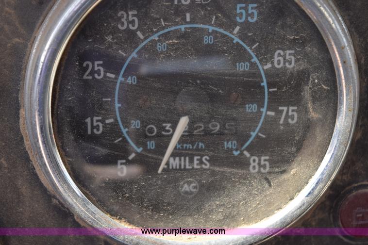 image for item K2428 1985 GMC Brigadier dump truck