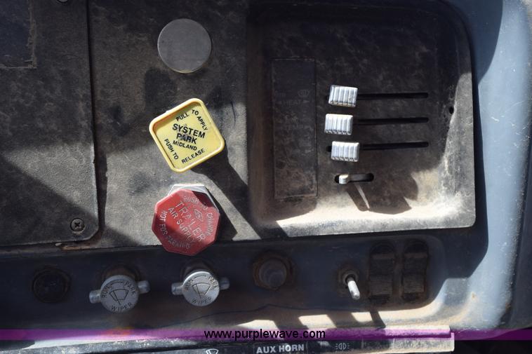 image for item K2428 1985 GMC Brigadier dump truck