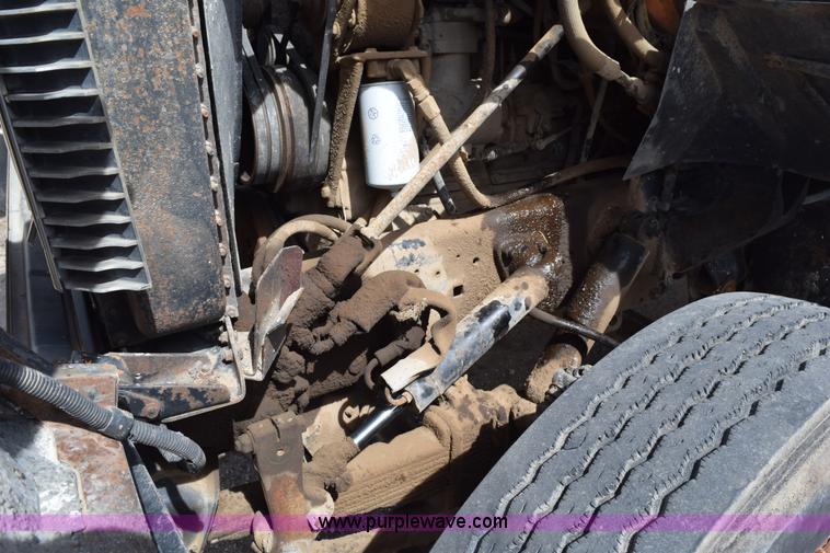 image for item K2428 1985 GMC Brigadier dump truck