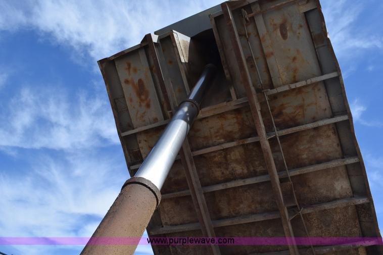 image for item K2428 1985 GMC Brigadier dump truck