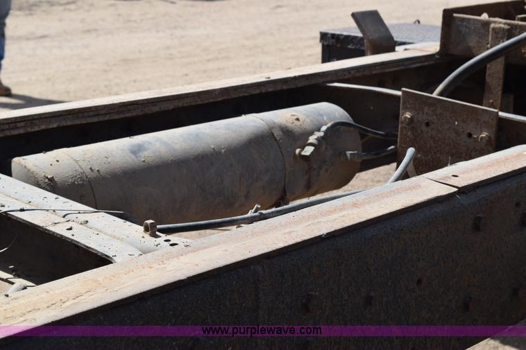 image for item K2428 1985 GMC Brigadier dump truck