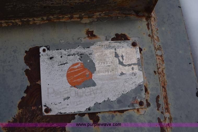 image for item K2428 1985 GMC Brigadier dump truck