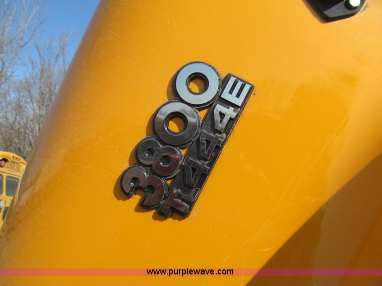 image for item K5517 2003 International 3800 Blue Bird school bus