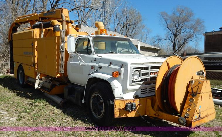 image for item K7333 1987 GMC TopKick vacuum truck