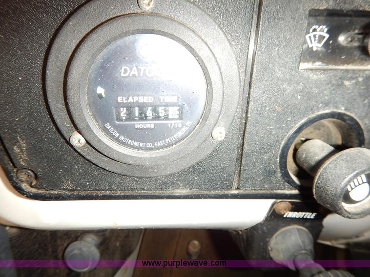 image for item K7333 1987 GMC TopKick vacuum truck