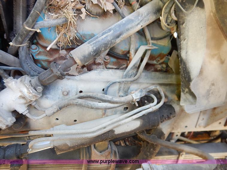 image for item K7333 1987 GMC TopKick vacuum truck