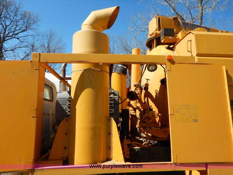 image for item K7333 1987 GMC TopKick vacuum truck