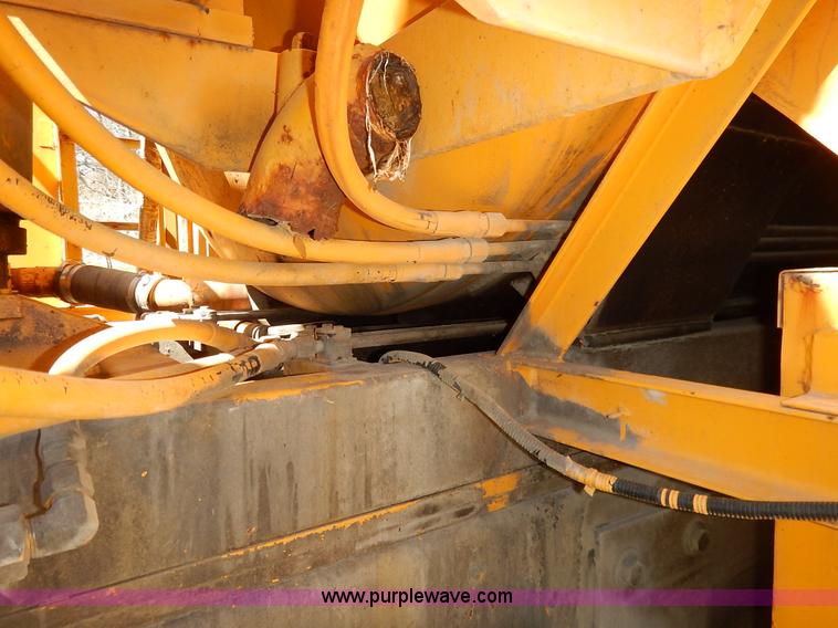 image for item K7333 1987 GMC TopKick vacuum truck