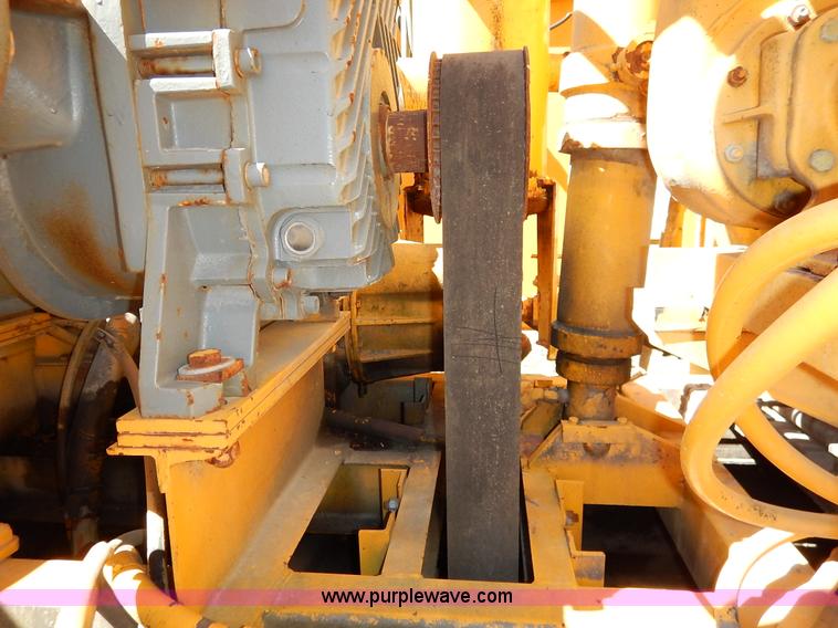 image for item K7333 1987 GMC TopKick vacuum truck