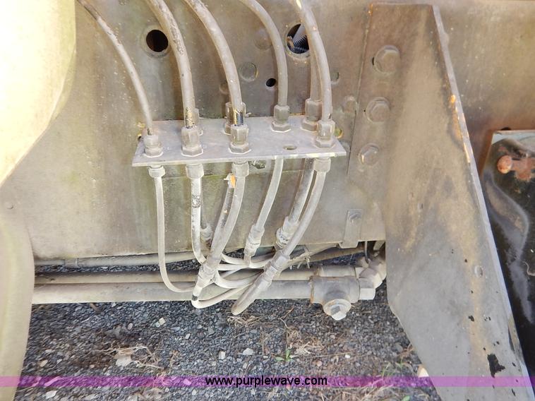 image for item K7333 1987 GMC TopKick vacuum truck