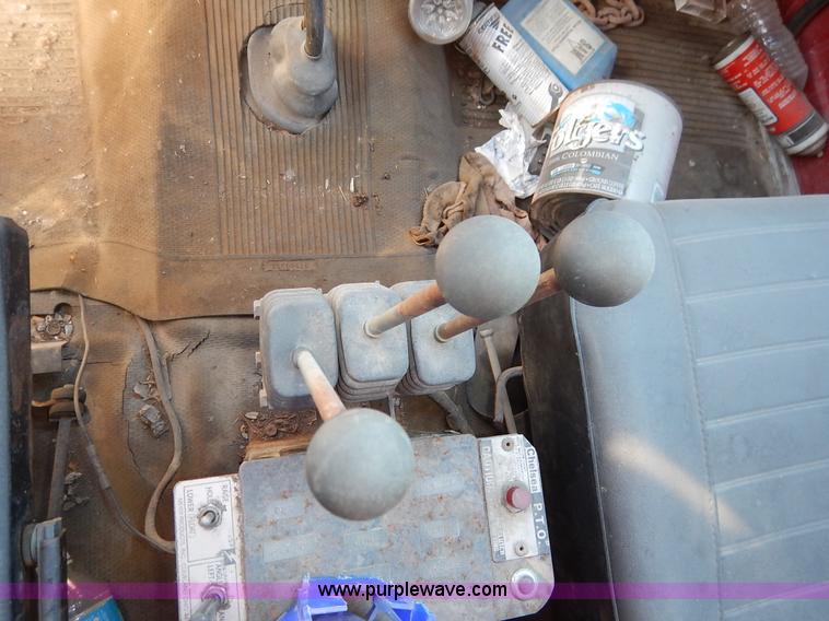 image for item K7337 1986 Chevrolet C70 dump truck