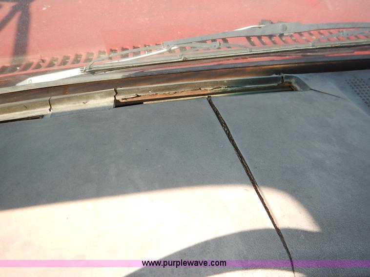 image for item K7337 1986 Chevrolet C70 dump truck