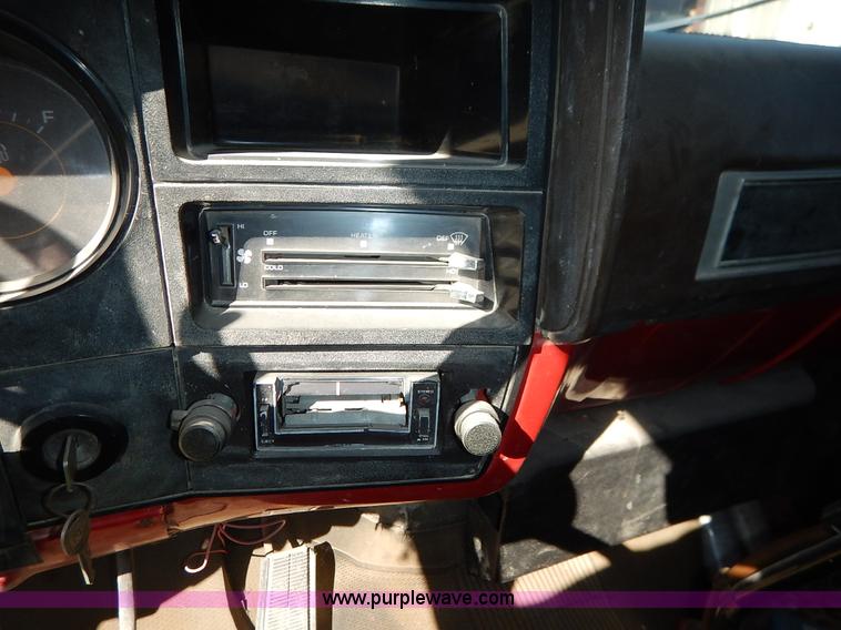 image for item K7337 1986 Chevrolet C70 dump truck